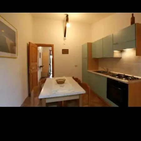 アパート La Macciona アリエントゥ