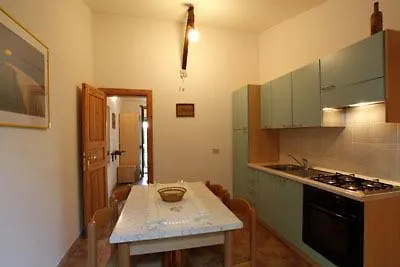 La Macciona